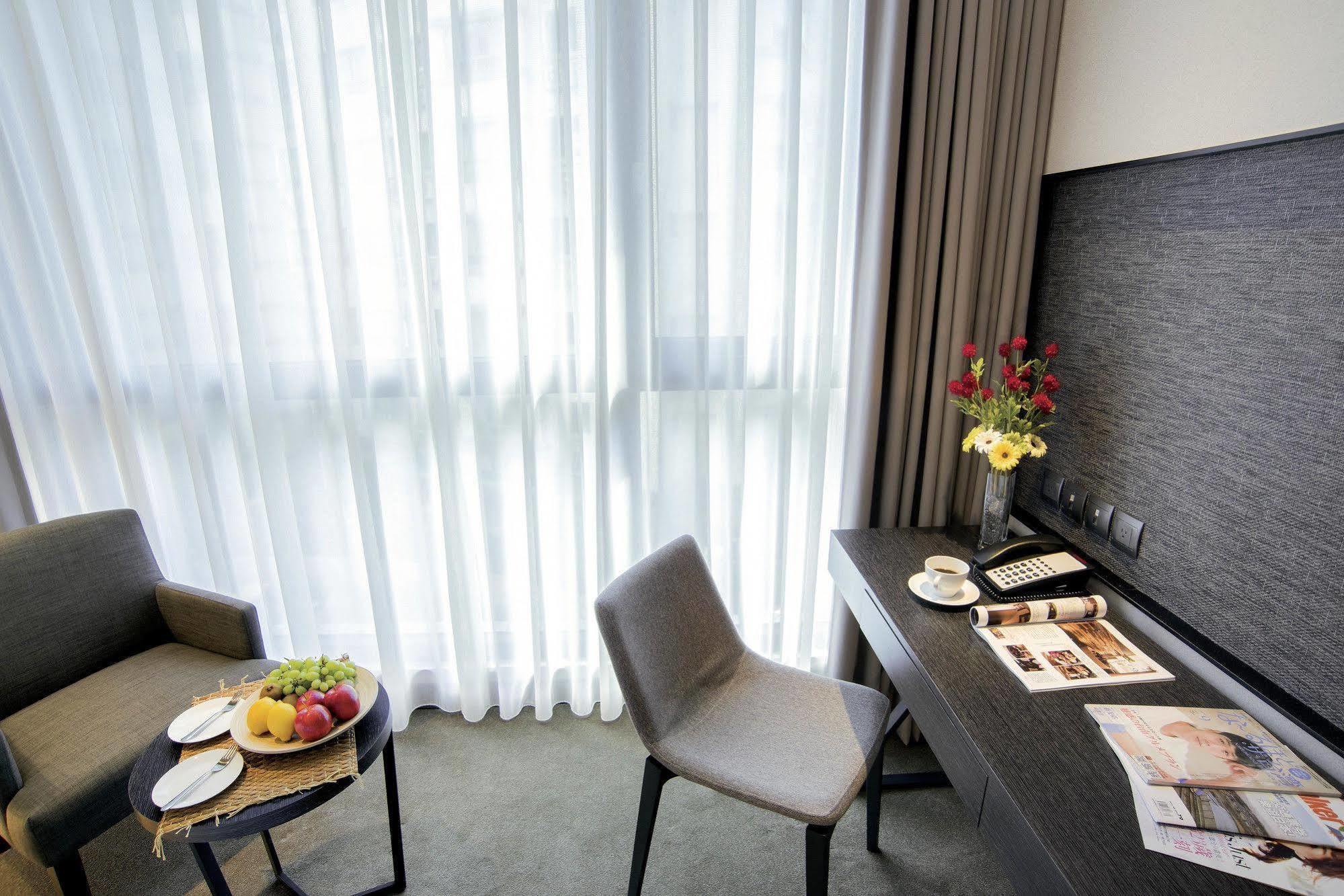 Platinum Hotel Сіньдянь Екстер'єр фото